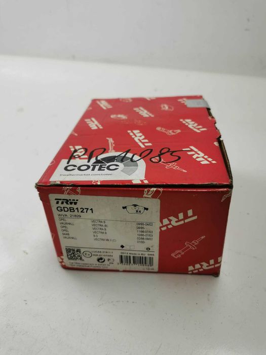 GDB1271 Klocki hamulcowe Vectra B sab 9-5 przód