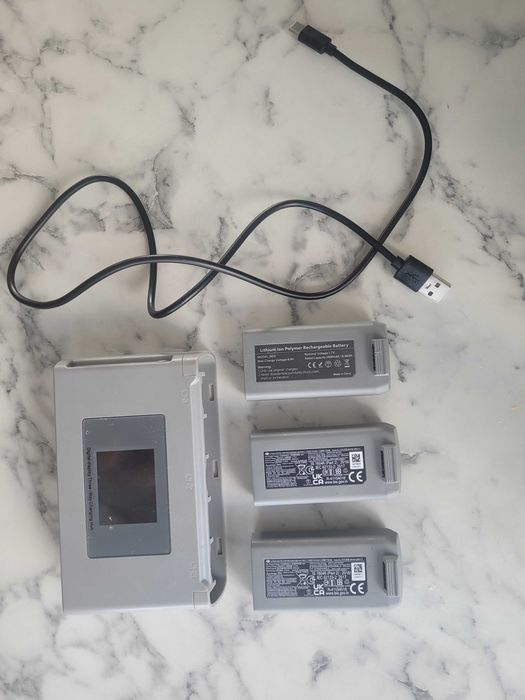 3x bateria + hub dji mini 4k