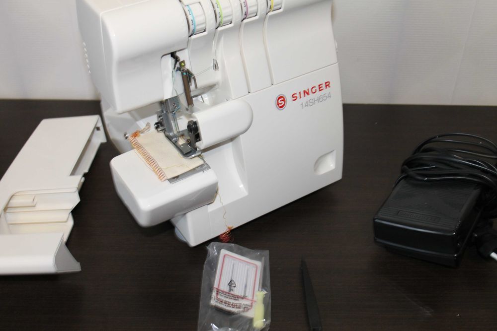 Fabrycznie NOWY Overlock SINGER 14SH654 – 24 miesiące gwarancji