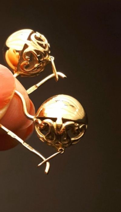 5.32 Золоті сережки кульки 583 Ереван, Свердловск