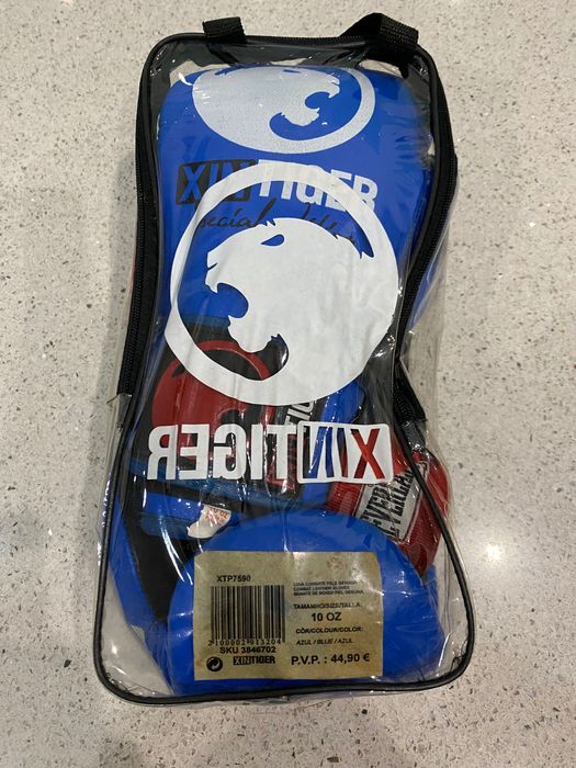 Luvas COMO NOVAS – MMA, Kickboxing, Boxing, Kung Fu