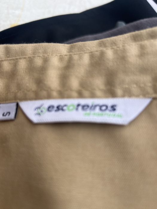 Fato de escuteiro camisa e calcao e o lenco tamanho S