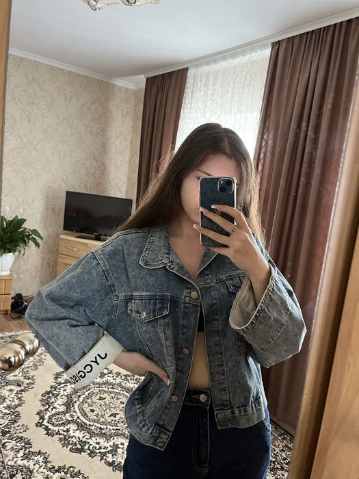 Джинсовка жіноча