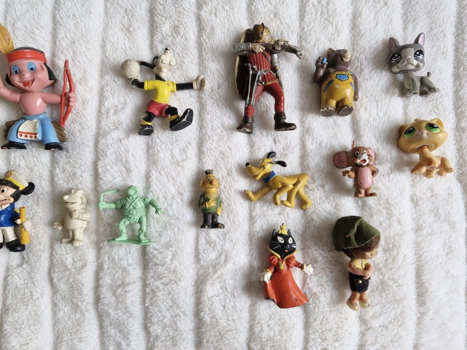 Brinquedos a 6€ cada