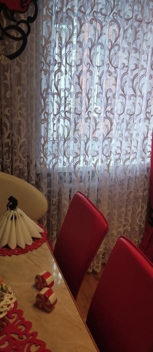 Продається тюль на вікно