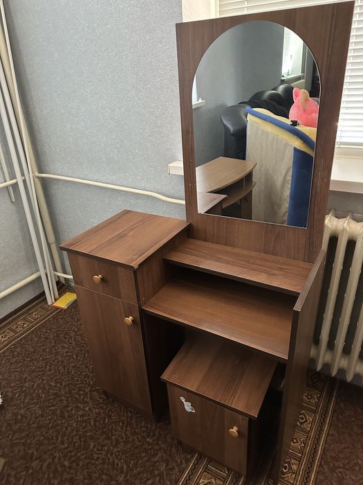 Продам мебель.