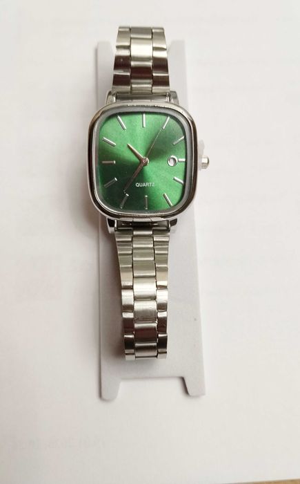 Zegarek damski kwarcowy