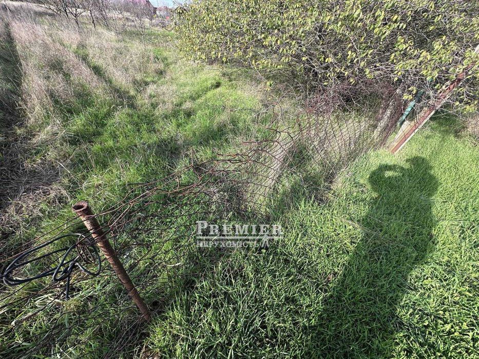 У продажу ділянка 7 соток у Санжейці