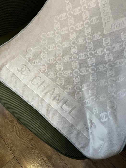 Recznik chanel nowy