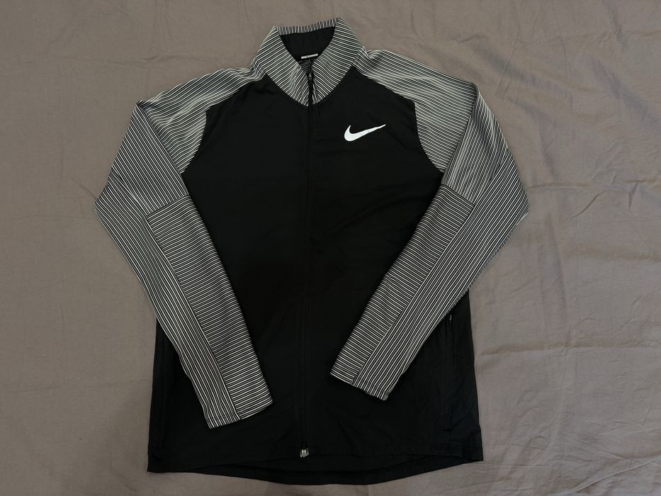 Оригінальна бігова кофта Nike Running Dri-Fit