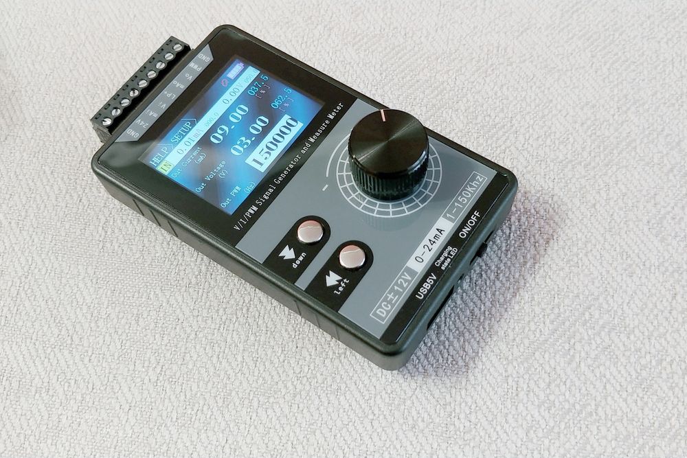 генератор сигналів, генератор сигналов