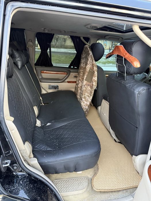 Lexus LX 470 Рест газ/бензин