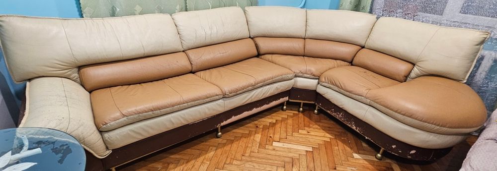 Продам диван кожаний