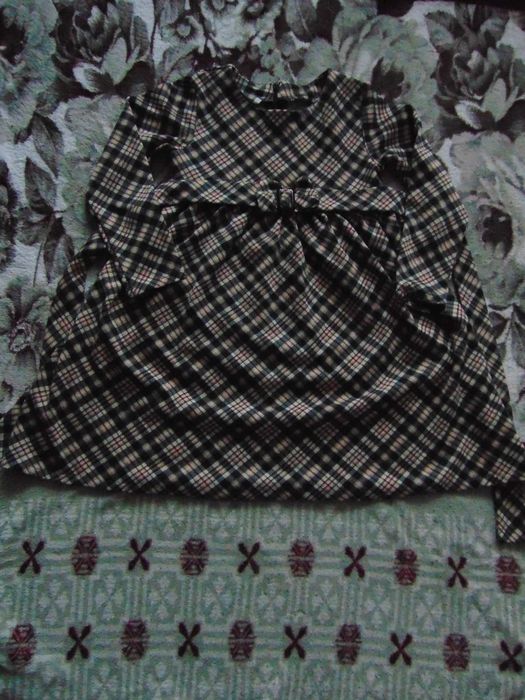 Платье с рукавом