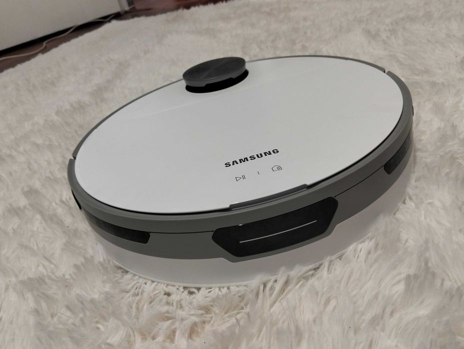 Продам робота-пилососа Samsung Jet Bot (модель VR30T80313)