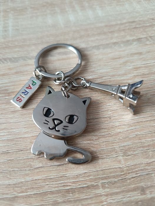 Breloczek kotek Paryż