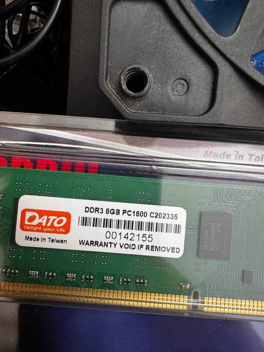 8 GB DDR3 1600 MHz