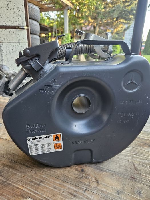 Kanister Bellino + lejek  Mercedes Benz Super Stan