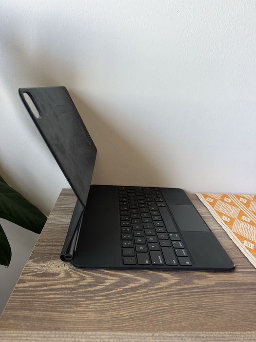 Magic Keyboard (Cinza antracite) para iPad Pro de 12,9 polegadas QWERTY