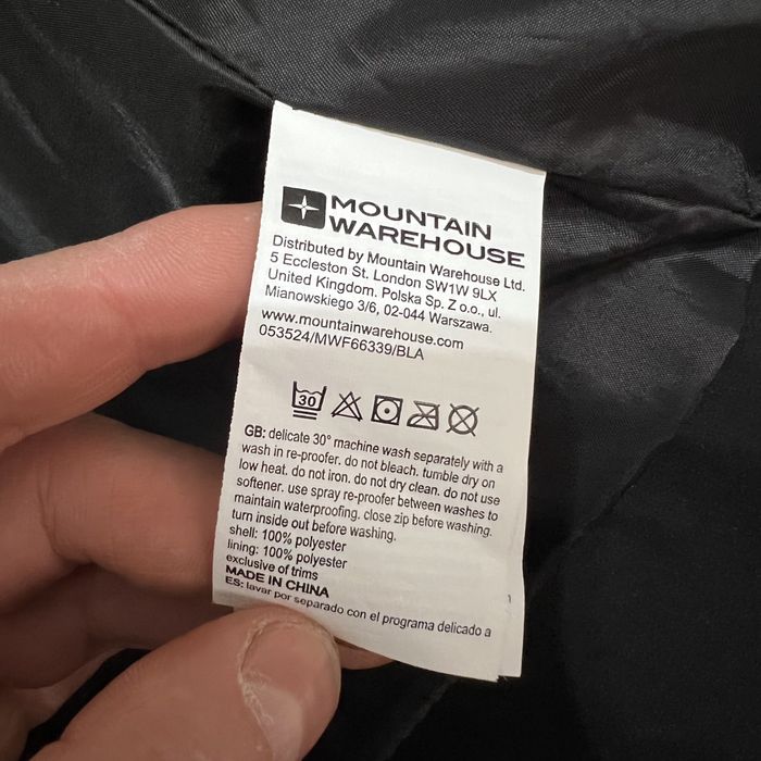Оригінальна куртка Mountain Warehouse не промокає