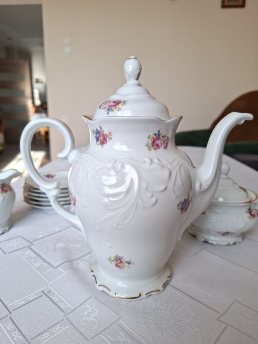 Porcelanowy serwis kawowy 14 szt