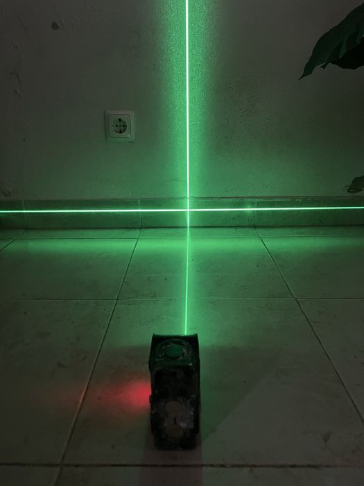 Laser Dewalt a venda