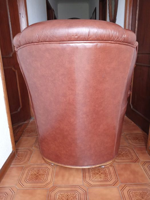 Sofa 1 lugar de cabedal