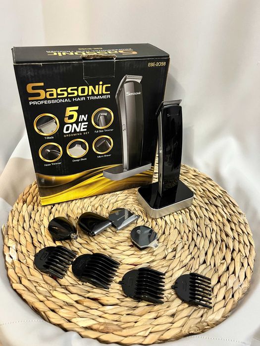 Sassonic ESE2058 beard trimmer 5 in one