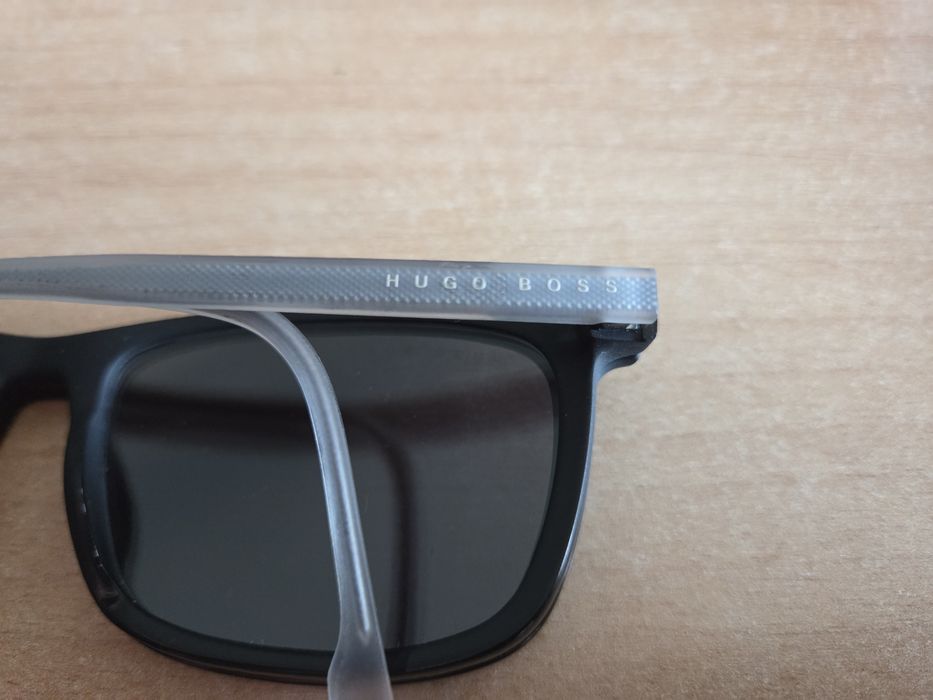 Armações de óculos Hugo Boss com clip