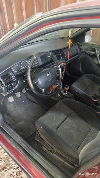 Opel Vectra b 2.5 v6