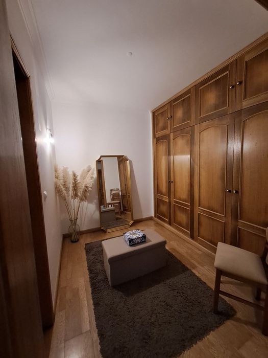 Apartamento t3 com 180m e lugar de garagem para três carros