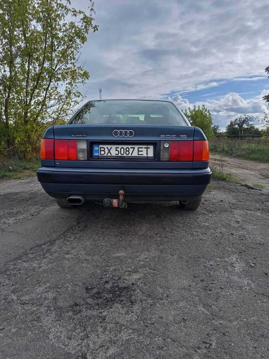 Продам Audi.