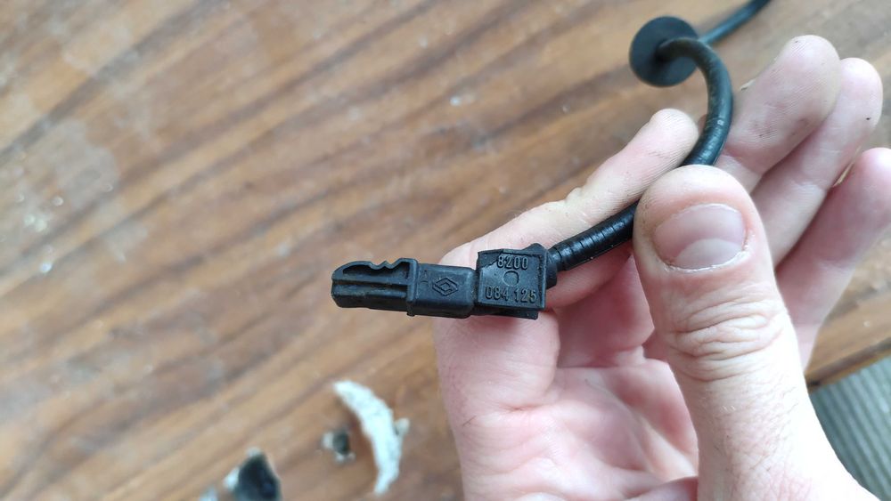 Датчик АБС ABS Задній лівий Laguna 2 Лагуна 2