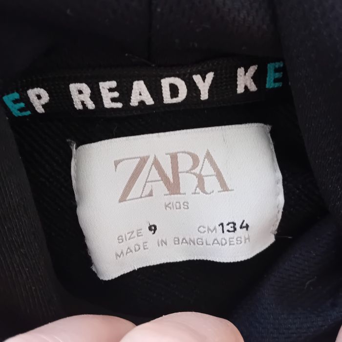 Zara świetna bluza na 134