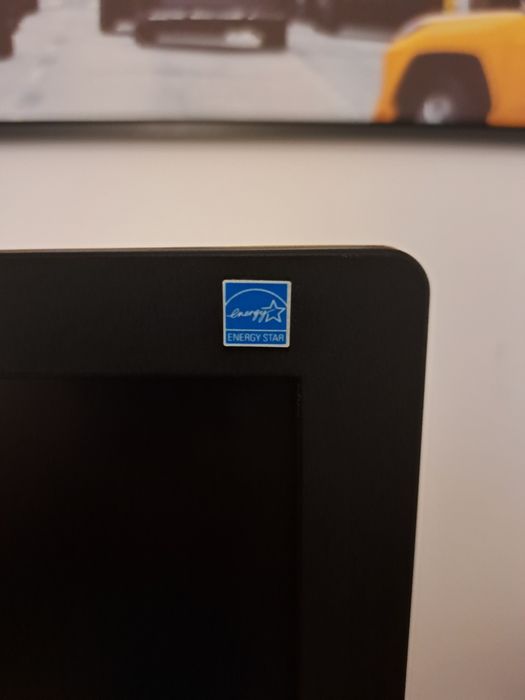 Monitor SONY LCD 19" cali – Sprawny, Retro Klimat (DVI-D)