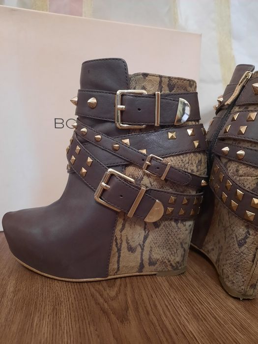 Ботильйони bcbgeneration