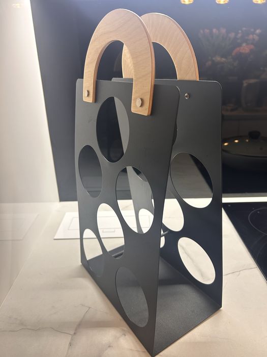 Stojak na wino czarnyloft