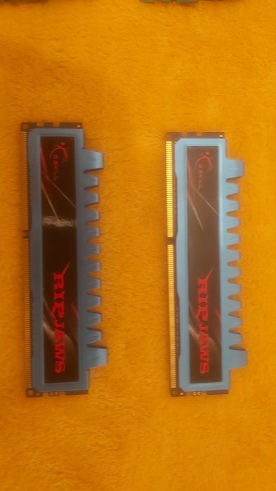 DDDR3 1333 até 2000mhz 4X2GB