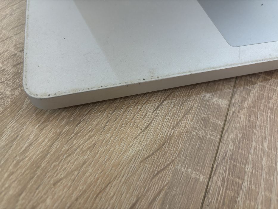 MacBook Pro mid 2010 15’ A1286 - Peças