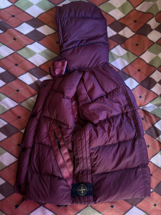 Stone Island Gilet розмір Л чудово піде також на М. За детальною інформацією в лс, присутній дуже не помітний дефектик