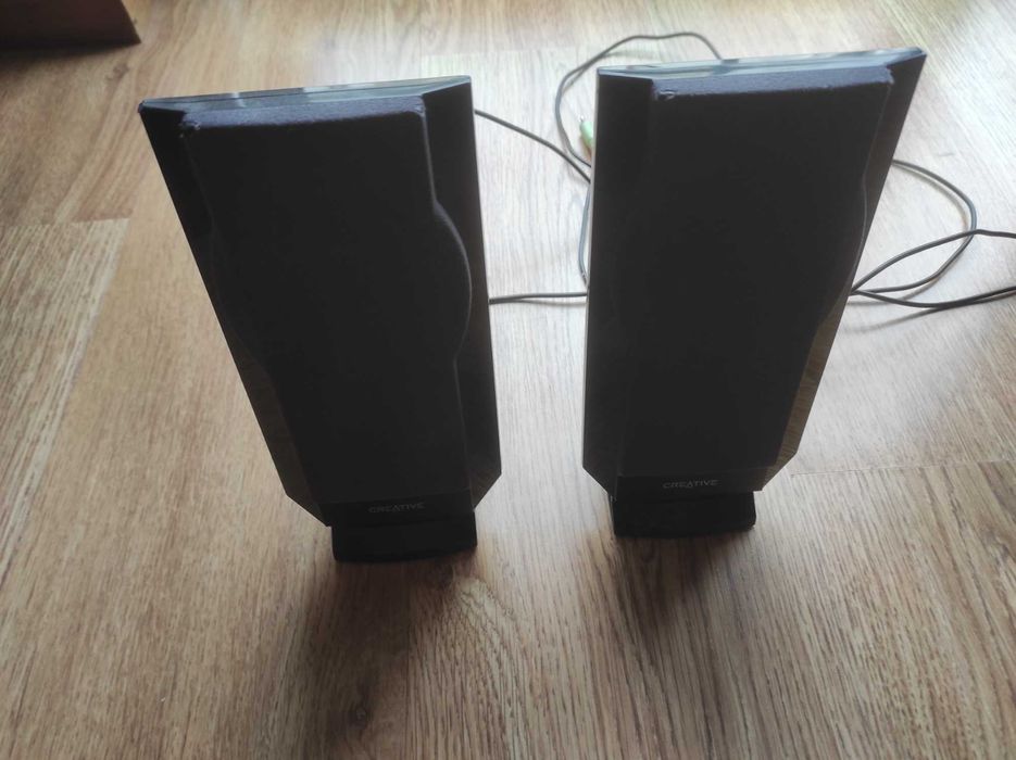 Colunas creative inspire 280