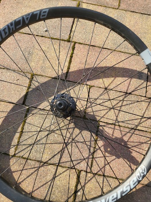 Reverse BlackOne 2 szt , piasty jak nowe