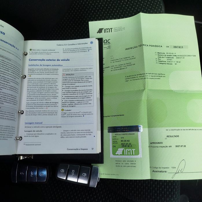 VW Passat Variant TDI  Bluemotion - Nacional