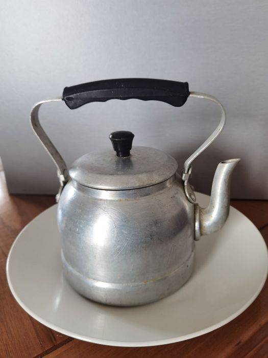 Chaleiras alumínio e inox