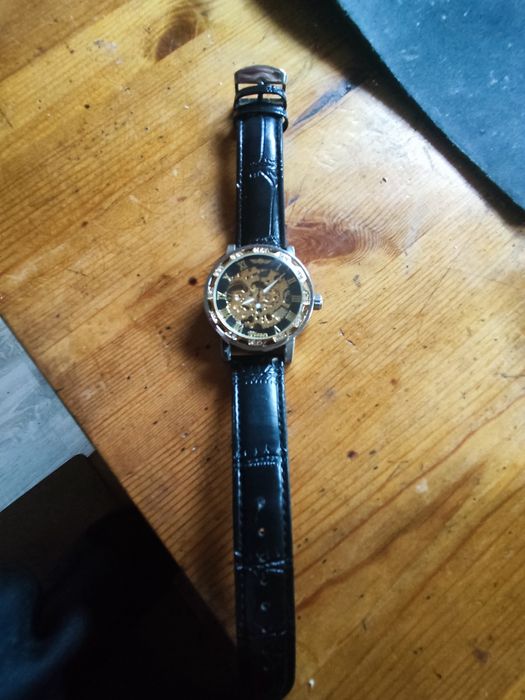 Zegarek Winner Bell męski nakaąręcany