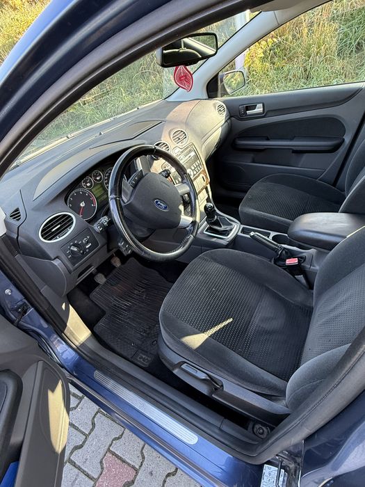 Ford Focus 1.6 Benzyna