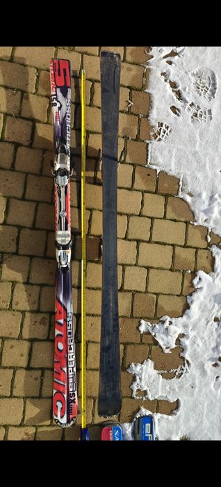 Narty  różne w bardzo dobrym stanie