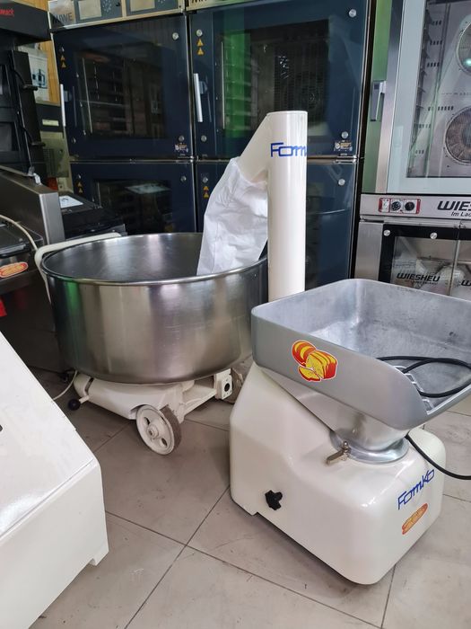 Мукопросеиватель Мукопросіювач  Fomko turbo c магнитоной сеткой