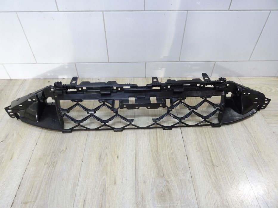 audi a3 8y0 rs 3 wzmocnienie grila 8y0853949f rs3