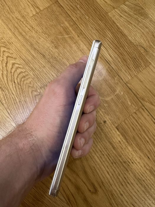 Продам xiaomi 5 plus